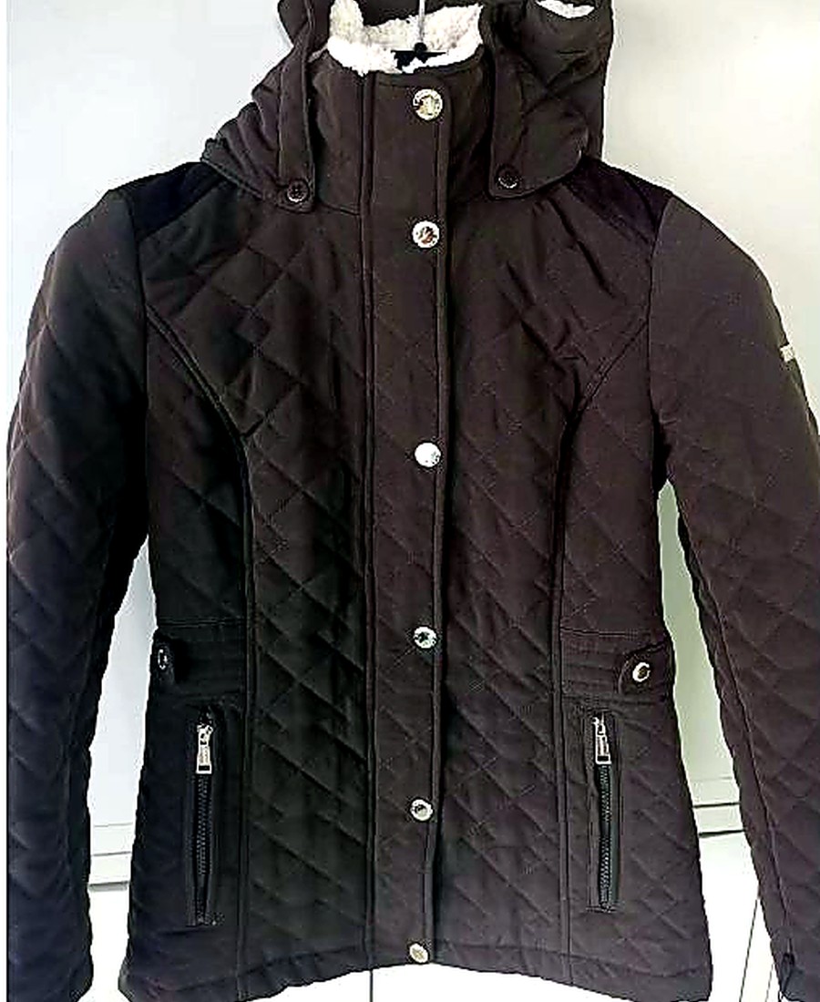 Women's quilted coat manufactured by Doublehorses